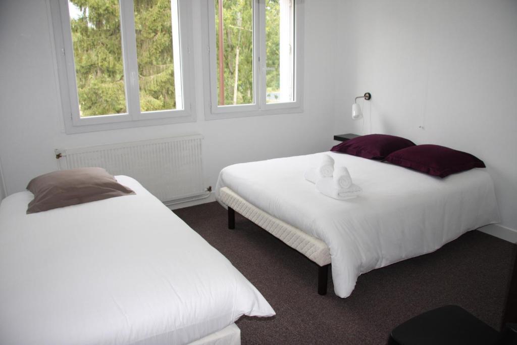 Le Bistroquet Hotel Lusignan Kamer foto